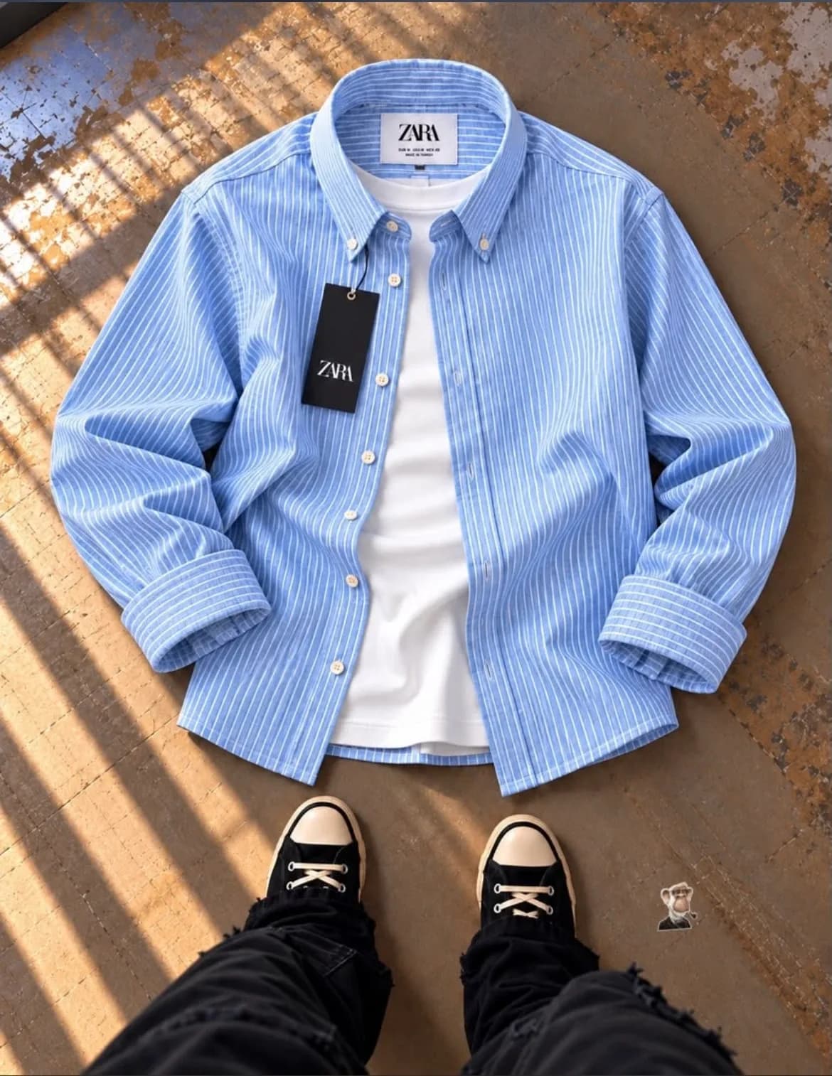 long-sleeve T-shirt